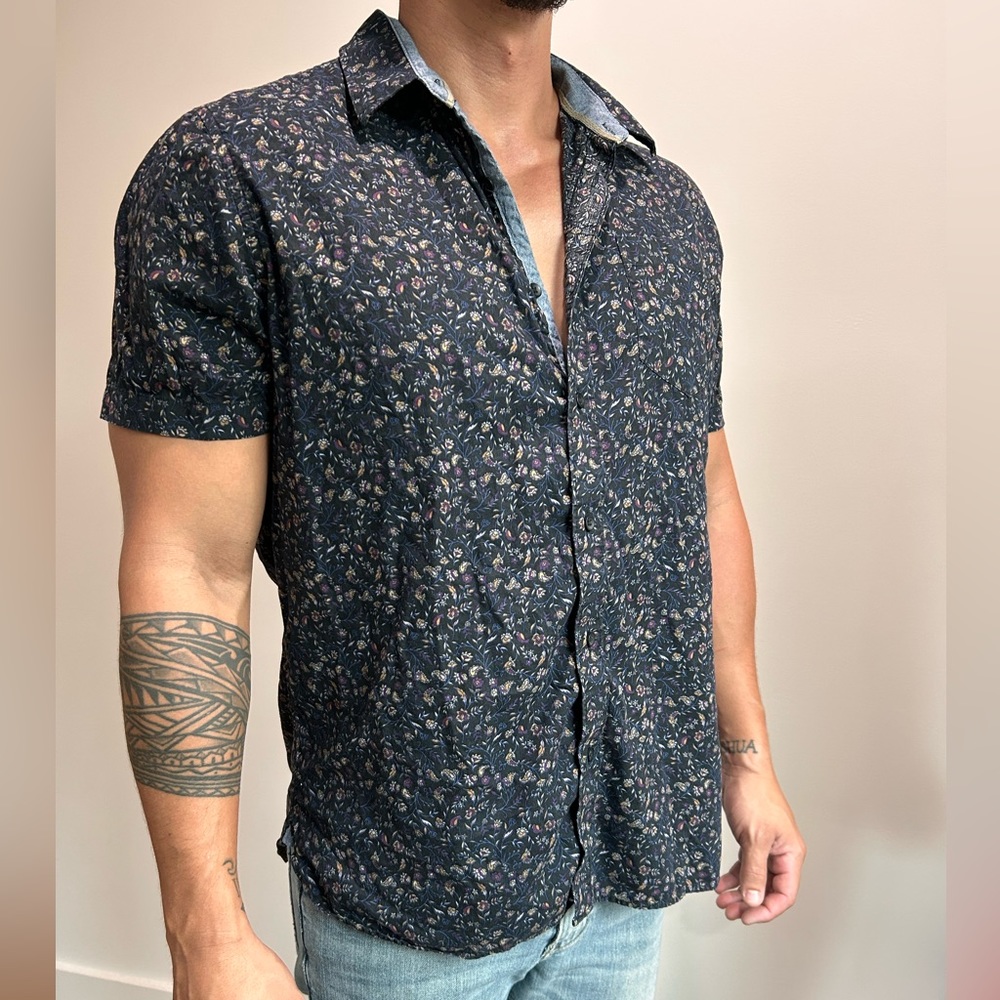 American Rag 100% Cotton Black Floral Short Sleeve Button Down - Size Large
